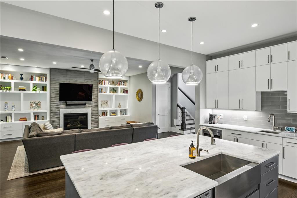 2460 Drew Valley Road NE