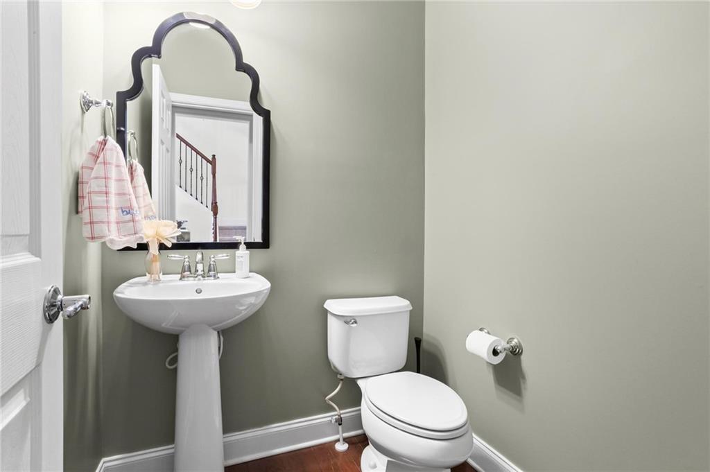 2343 Limehurst Drive NE