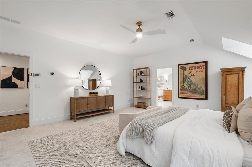 1772 Ridgewood Drive NE