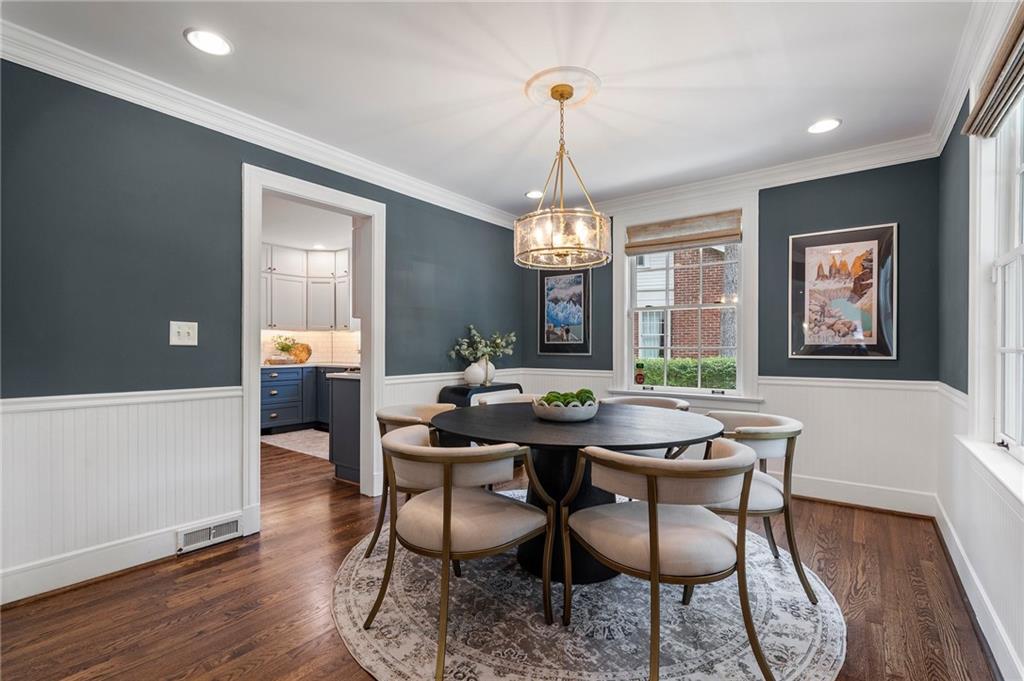 1772 Ridgewood Drive NE