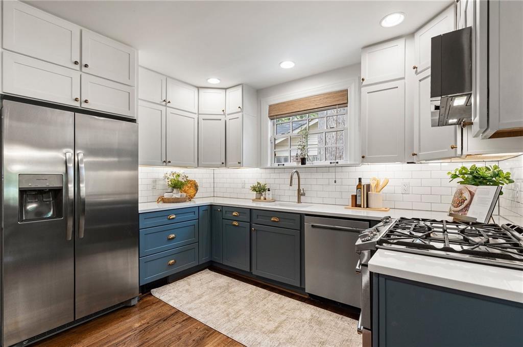 1772 Ridgewood Drive NE