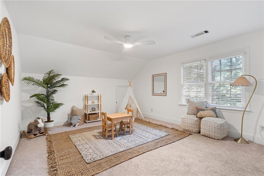 1772 Ridgewood Drive NE