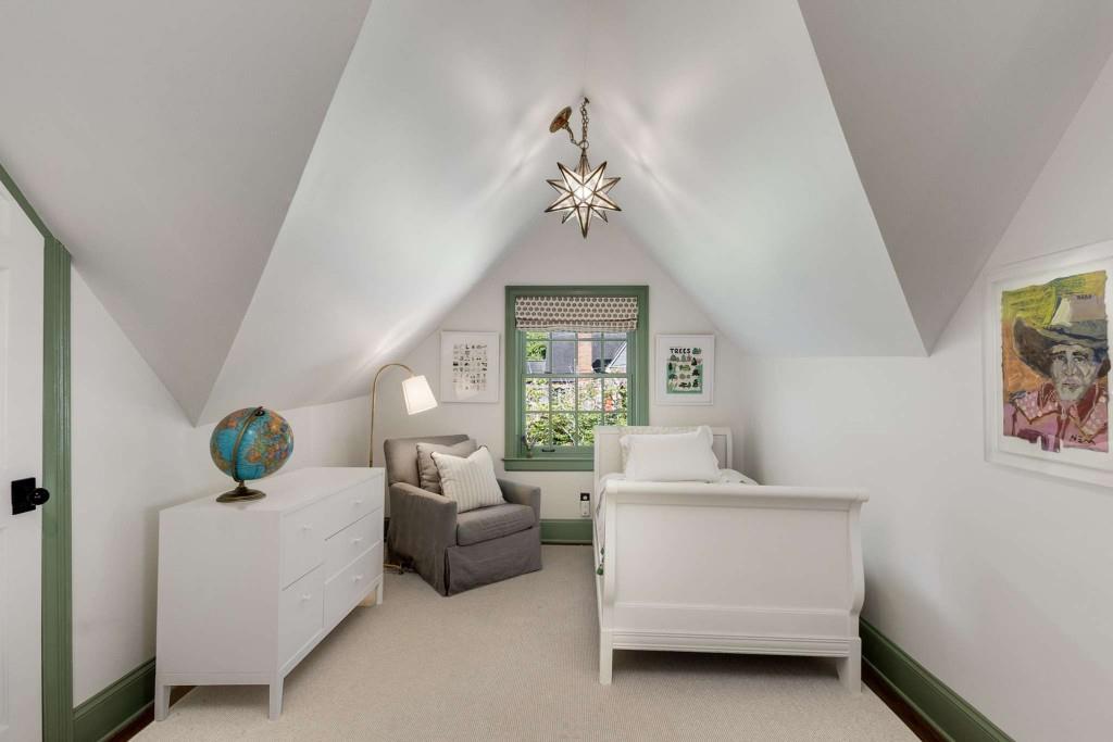 1184 Beech Valley Road NE