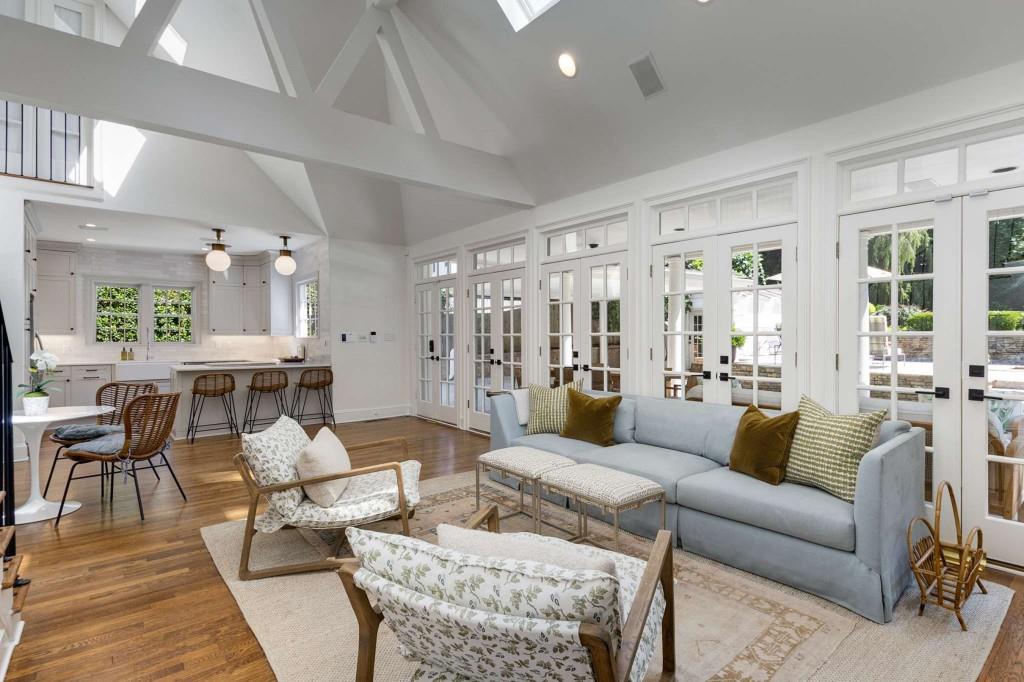 1184 Beech Valley Road NE