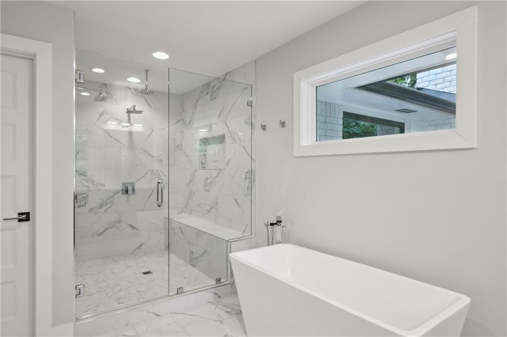 1331 Hampton Hall Drive NE