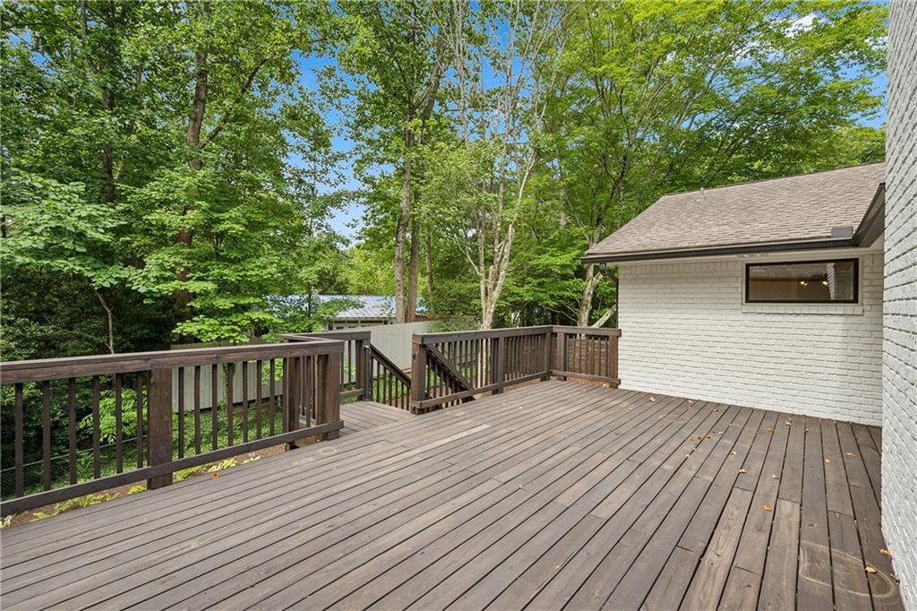 1331 Hampton Hall Drive NE