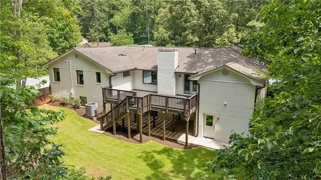 1331 Hampton Hall Drive NE