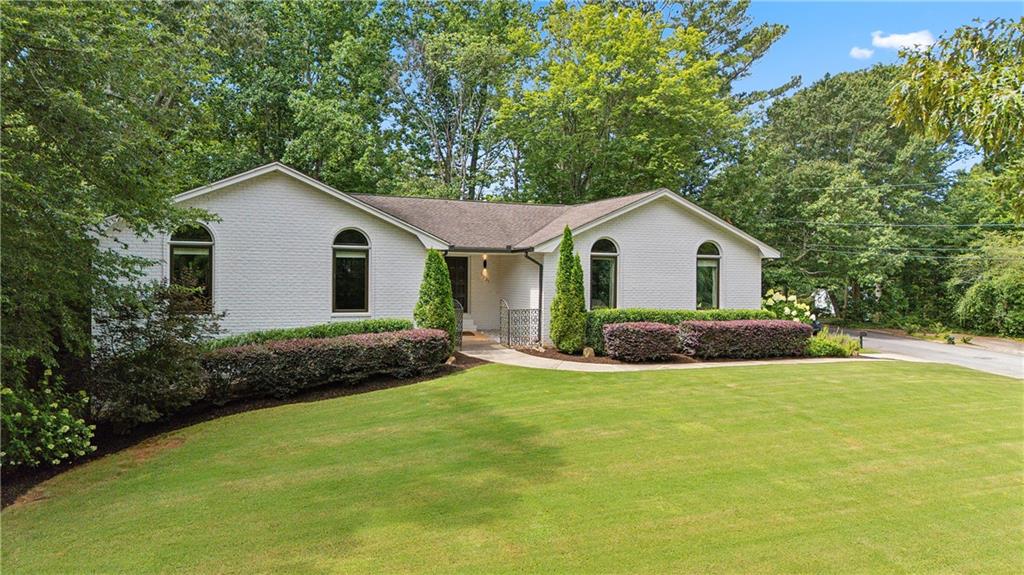 1331 Hampton Hall Drive NE