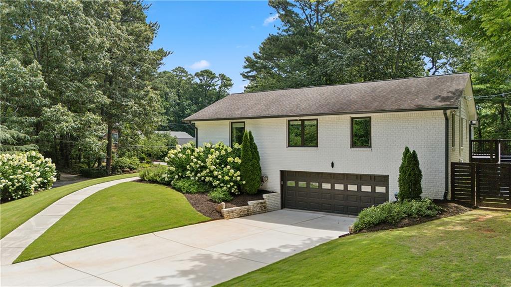 1331 Hampton Hall Drive NE