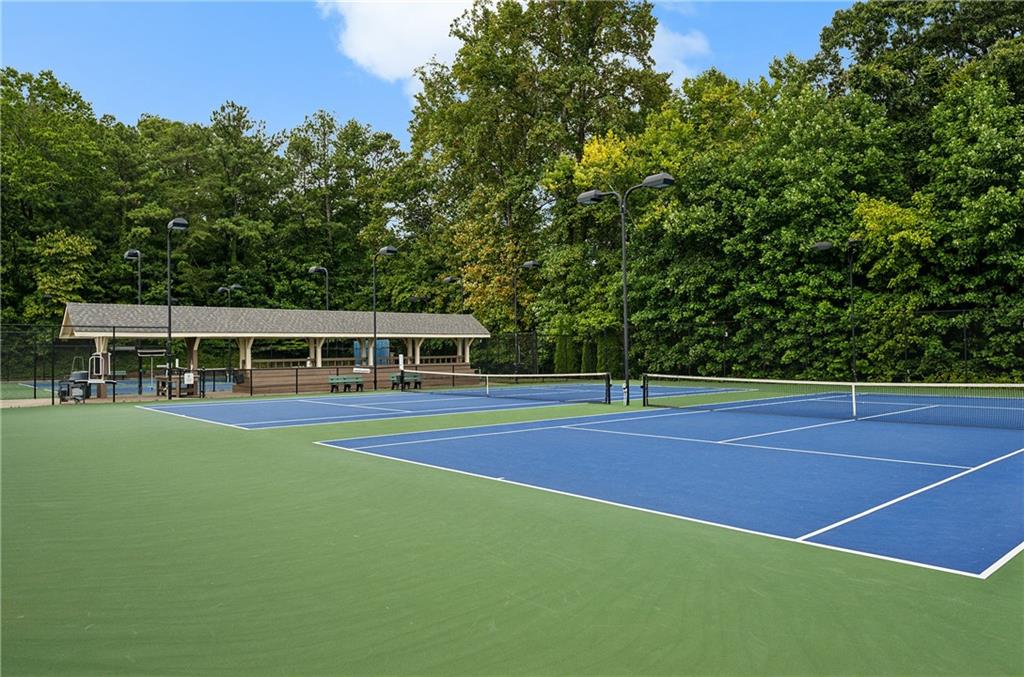 1331 Hampton Hall Drive NE