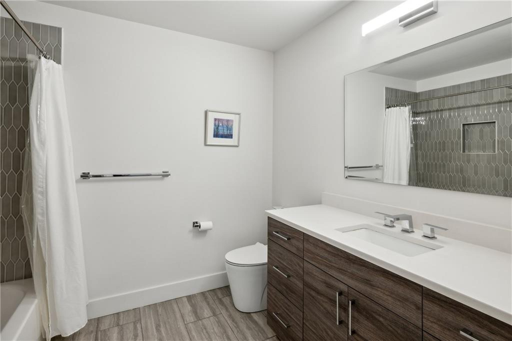 1331 Hampton Hall Drive NE