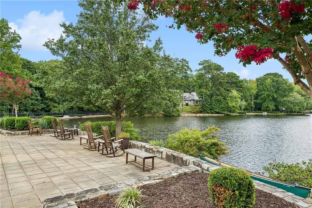 1331 Hampton Hall Drive NE