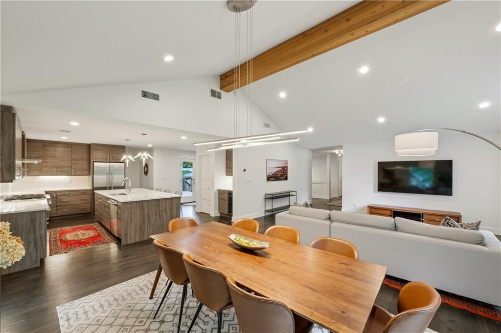 1331 Hampton Hall Drive NE