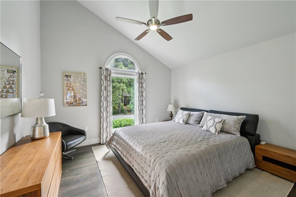 1331 Hampton Hall Drive NE