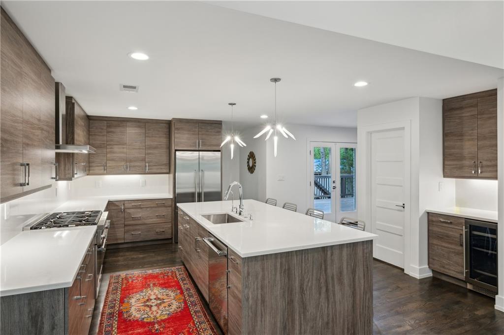 1331 Hampton Hall Drive NE