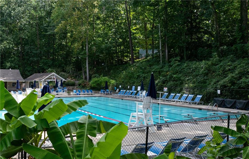 1331 Hampton Hall Drive NE