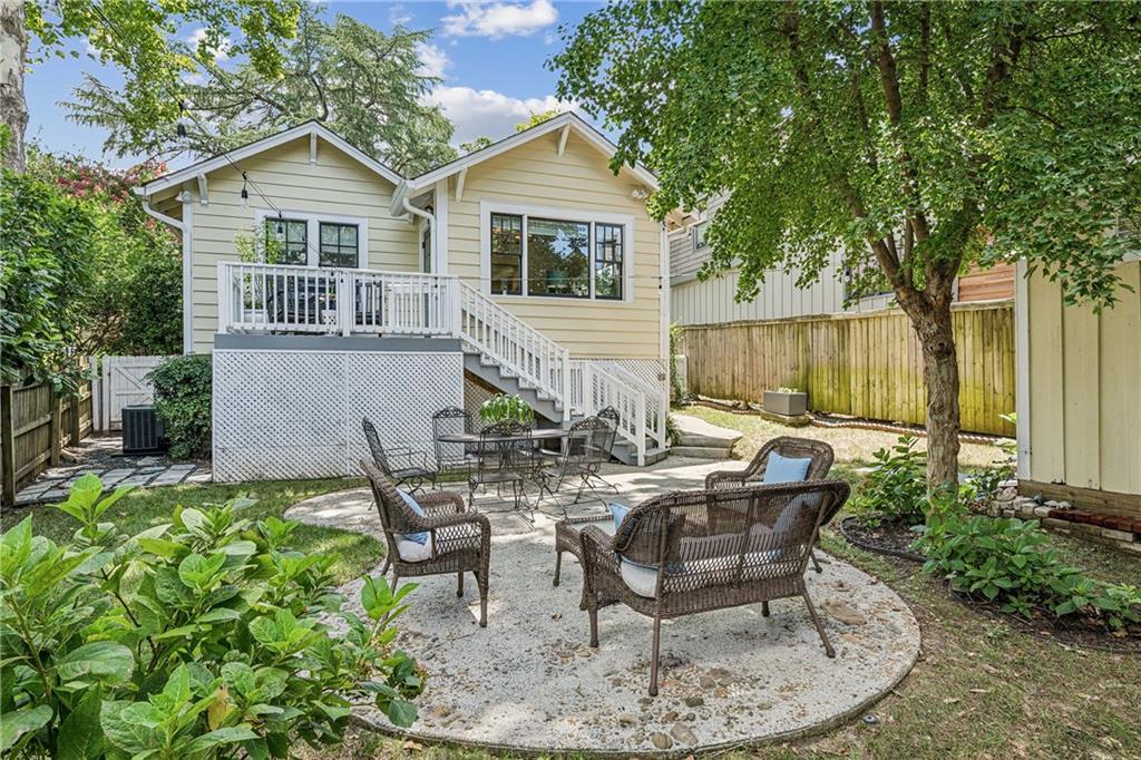 2210 Fairhaven Circle NE