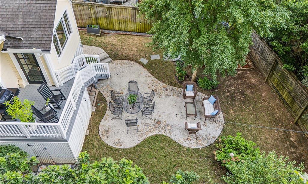 2210 Fairhaven Circle NE