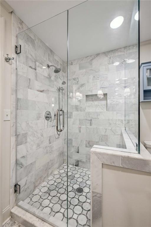 2210 Fairhaven Circle NE