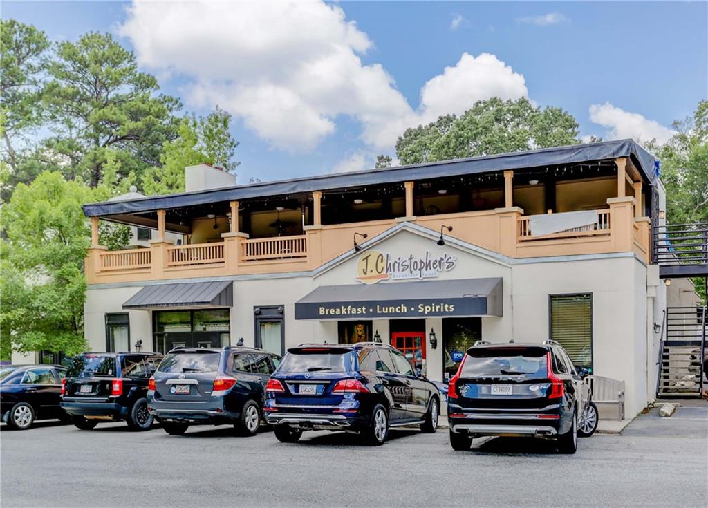 2210 Fairhaven Circle NE