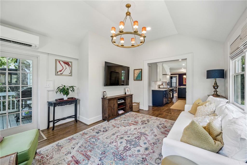 2210 Fairhaven Circle NE