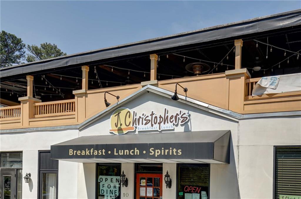 2210 Fairhaven Circle NE