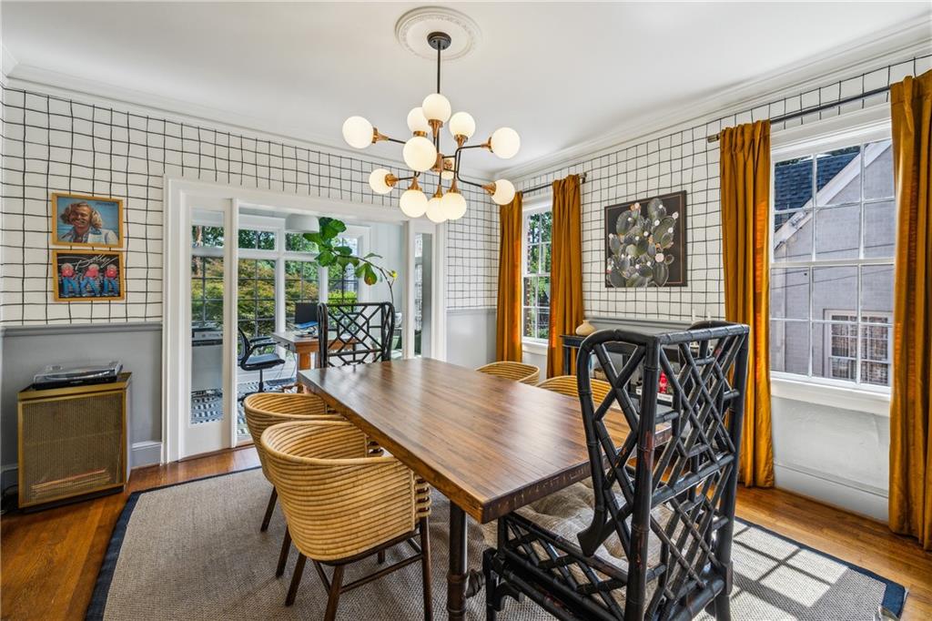 893 Plymouth Road NE