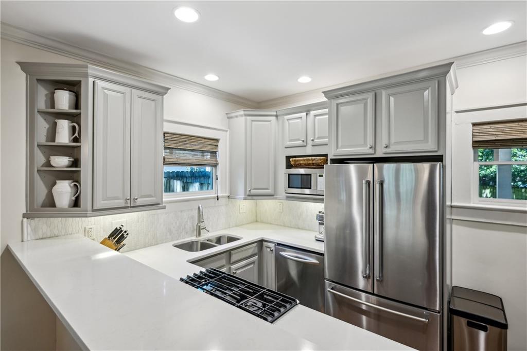 2874 Elliott Circle NE