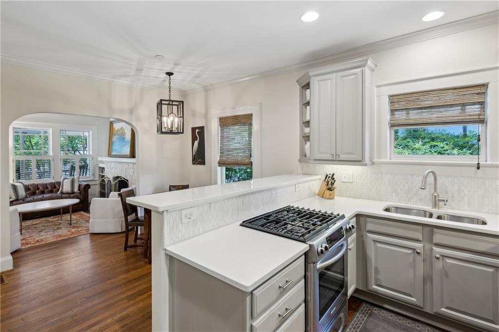 2874 Elliott Circle NE