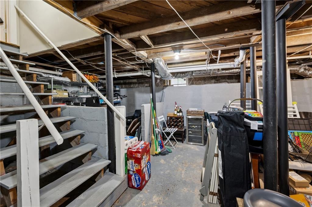 2874 Elliott Circle NE