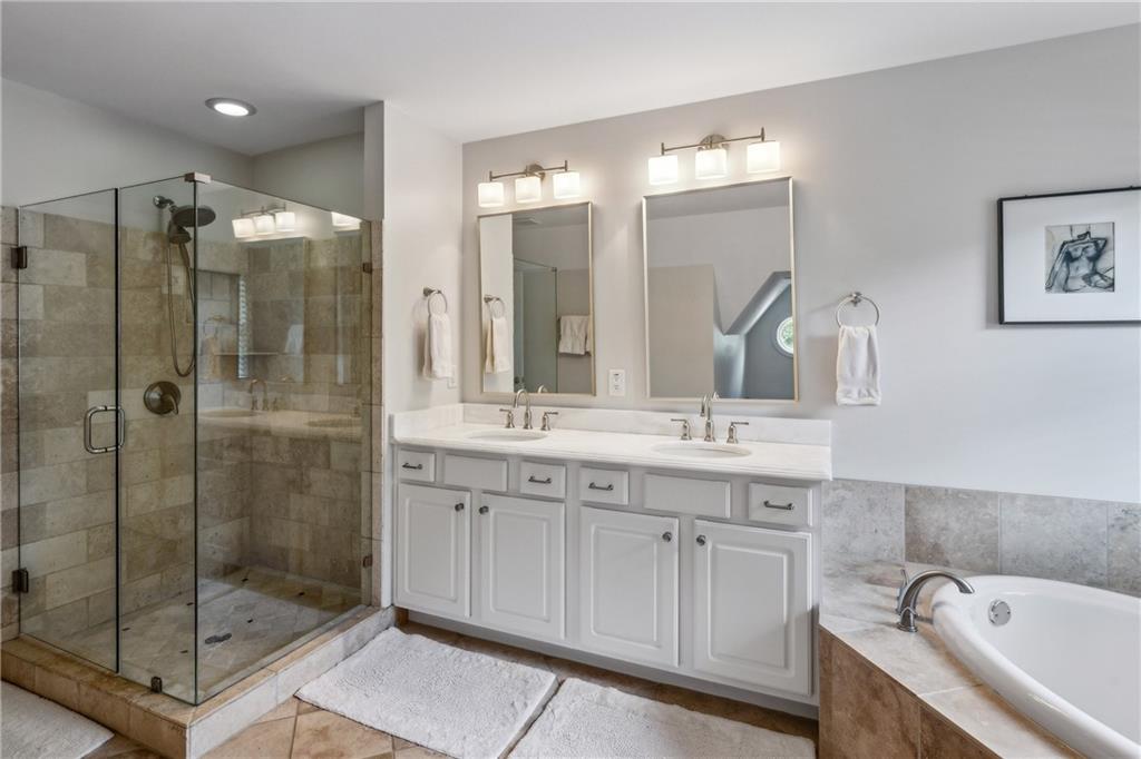 2874 Elliott Circle NE