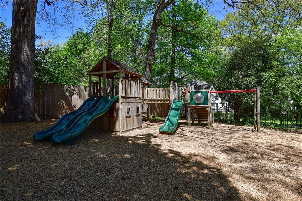 2874 Elliott Circle NE