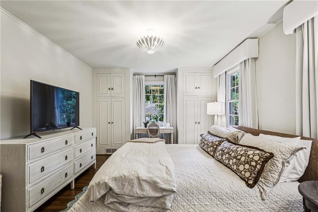 1851 Colland Drive NW