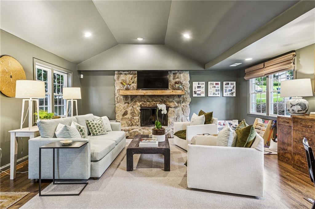 1851 Colland Drive NW