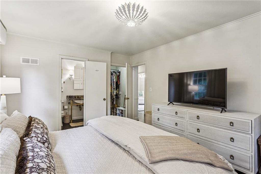 1851 Colland Drive NW