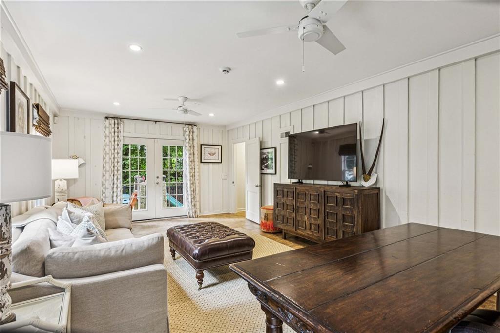 1851 Colland Drive NW