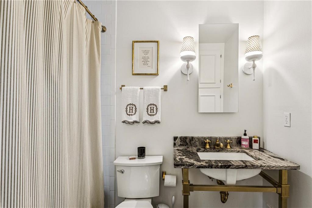 1851 Colland Drive NW