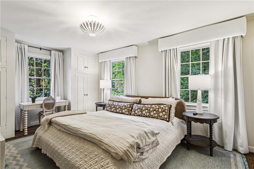 1851 Colland Drive NW