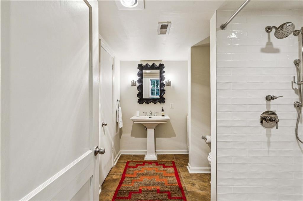 1851 Colland Drive NW