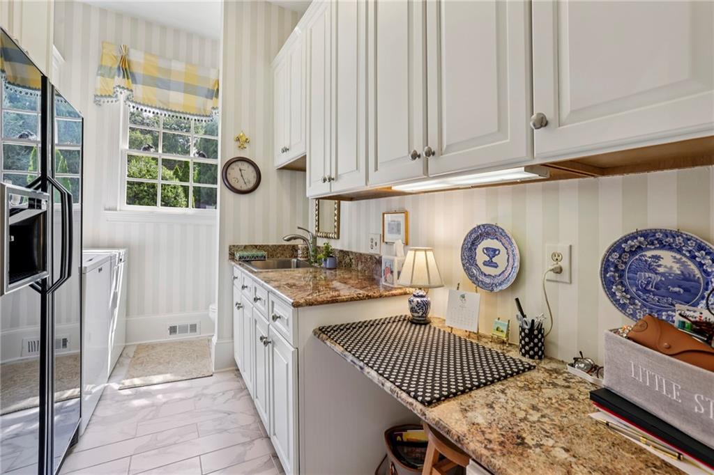 30 Old Stratton Chase