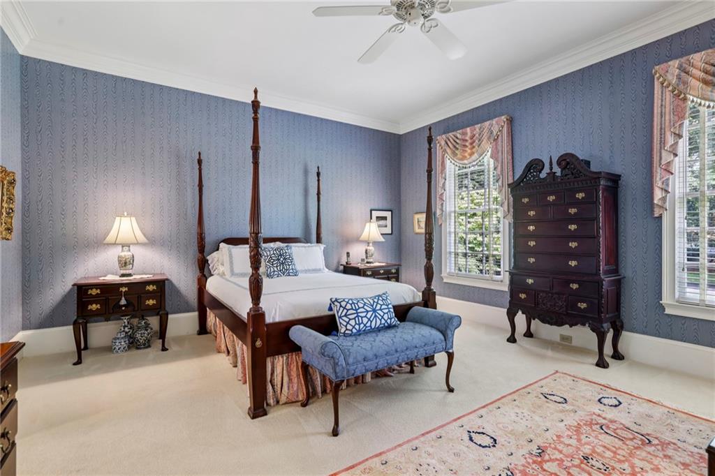 30 Old Stratton Chase