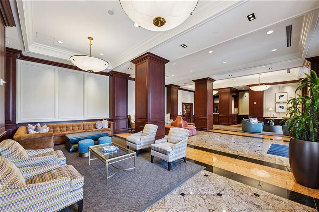 195 14th Street NE Unit 703