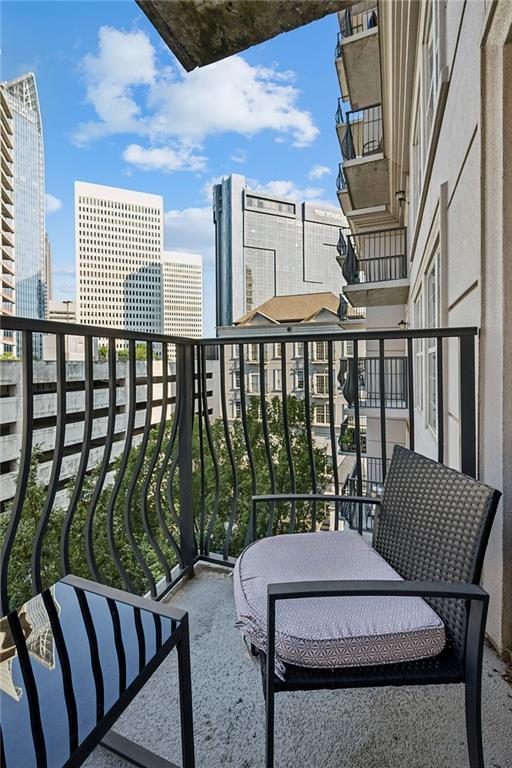 195 14th Street NE Unit 703