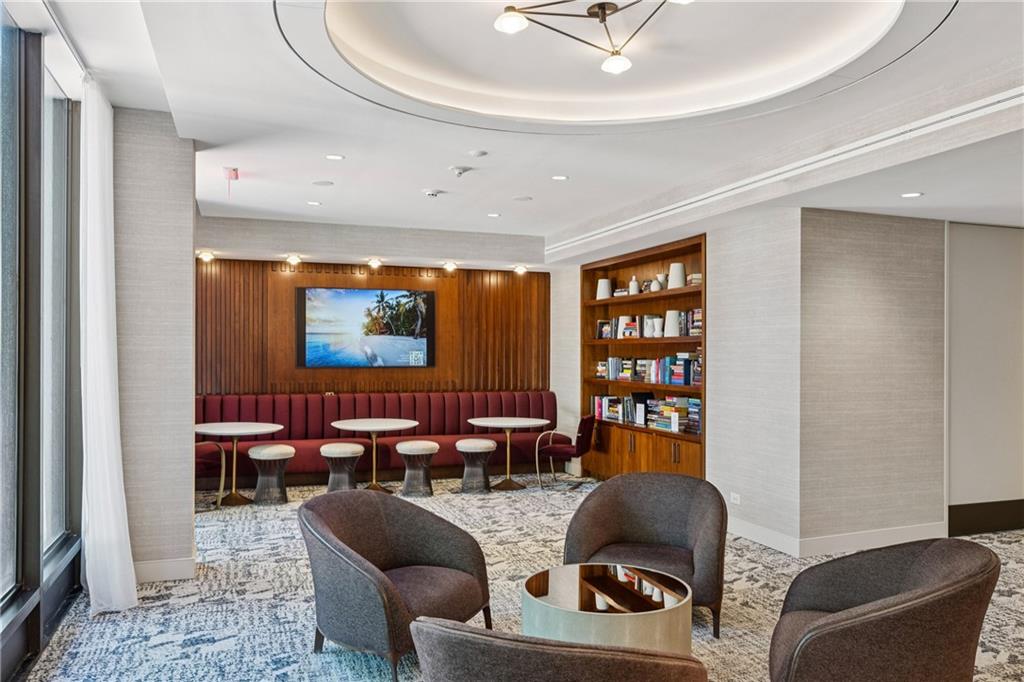 2575 Peachtree Road NE Unit 5G