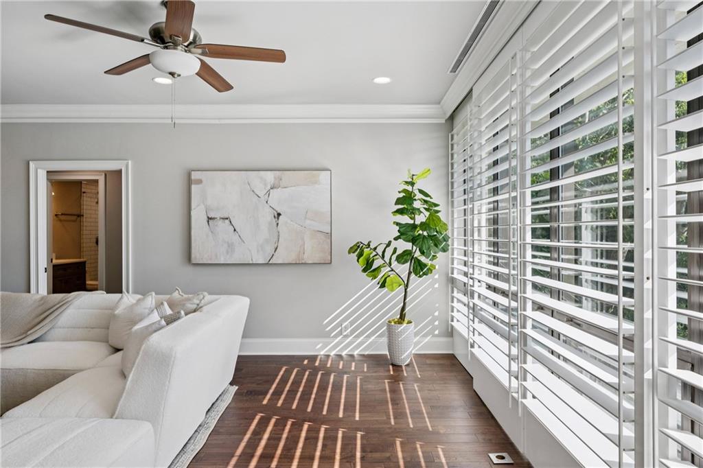 2575 Peachtree Road NE Unit 5G