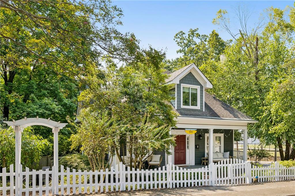 301 Orleans Street SE