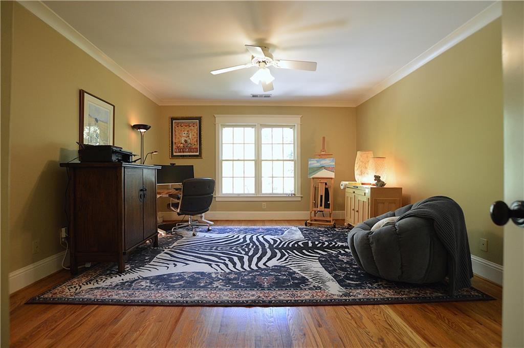 3098 Peachtree Drive NE