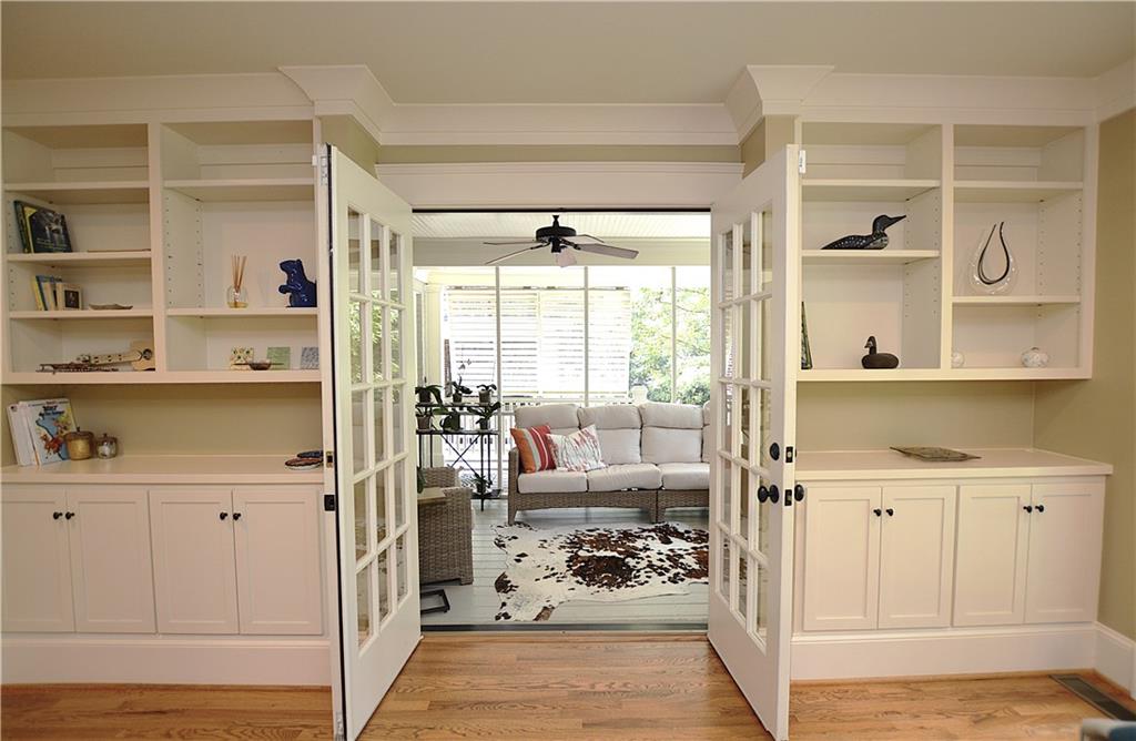 3098 Peachtree Drive NE