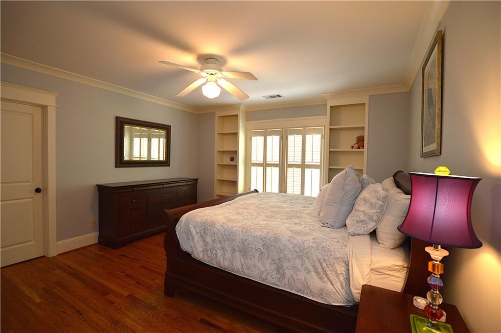 3098 Peachtree Drive NE