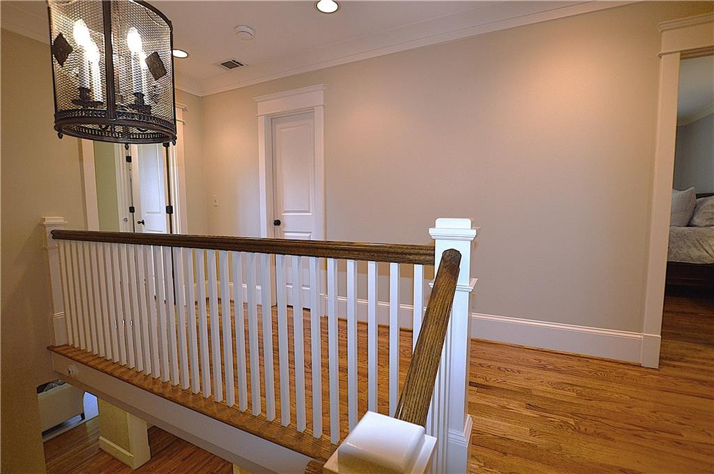 3098 Peachtree Drive NE